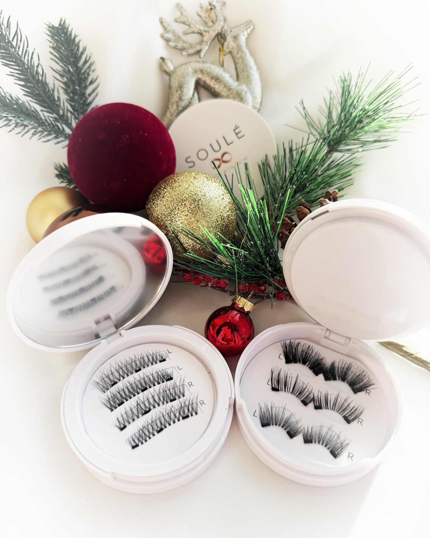 MAGNETIC EYELASHES